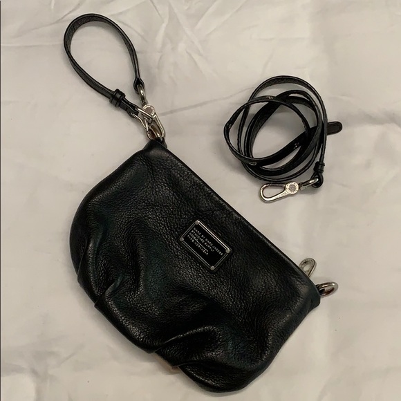 Marc Jacobs leather purse with adjustable strap. - Picture 9 of 9